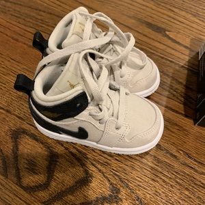 Toddler Jordan’s size 4